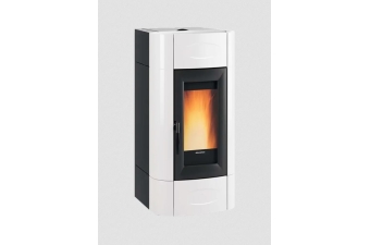 Pelletofen Extraflame Evolution Line Isidora Idro H23 5.0 mit integriertem WiFi wassergeführt